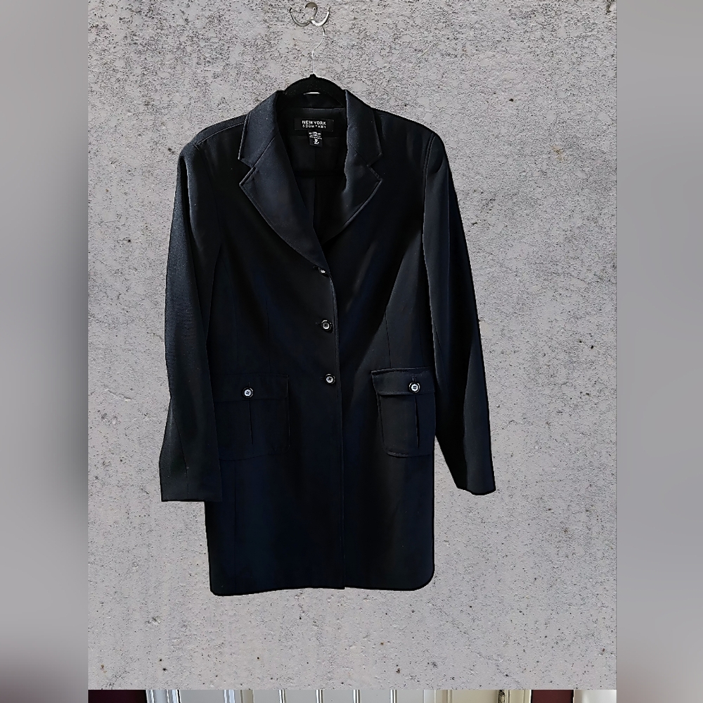 Vintage New York & Company Oversized Tailored Blazer. - Picture 4 of 5